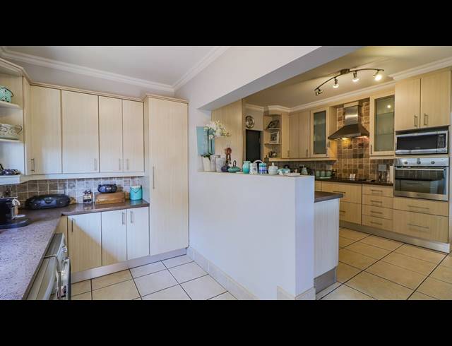 3 BEDROOM CLUSTER FOR SALE IN BEVERLEY